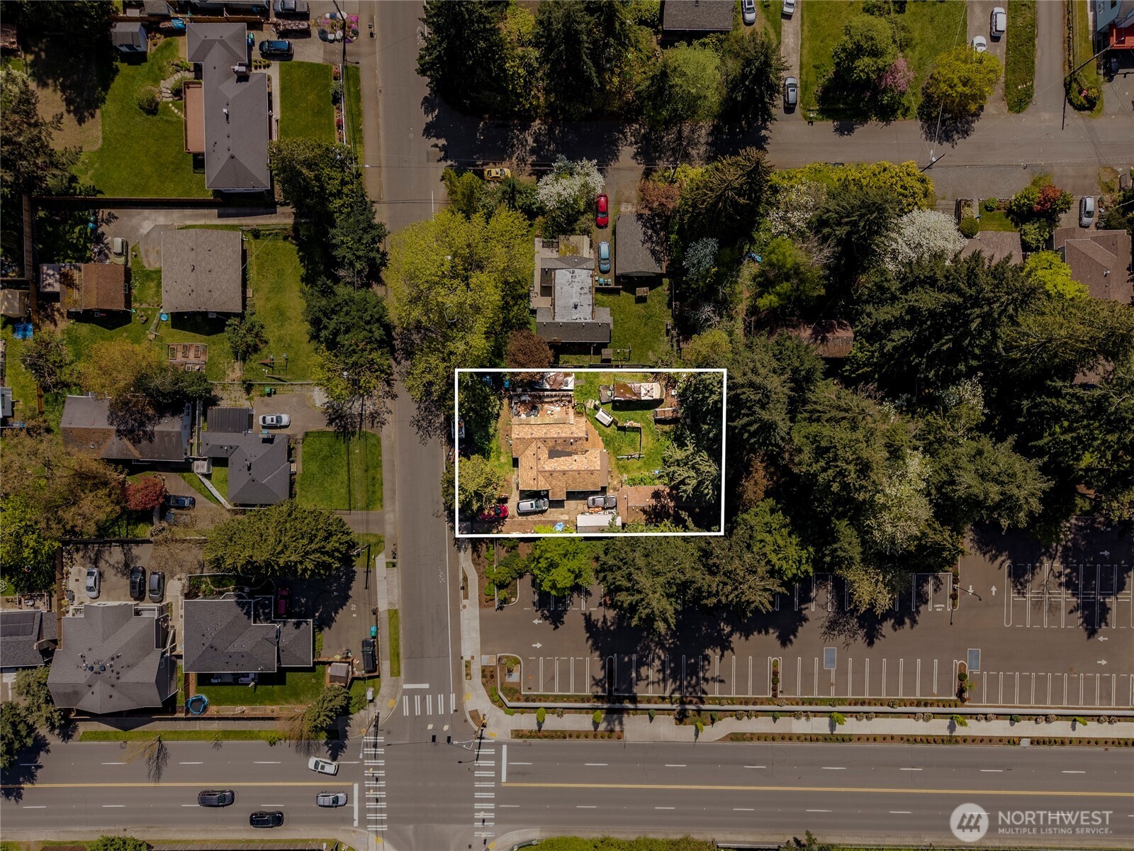 17427 10th Avenue NE, Shoreline, WA 98155