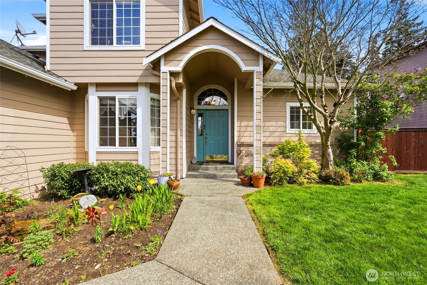28111 82nd Drive NW, Stanwood, WA 98292