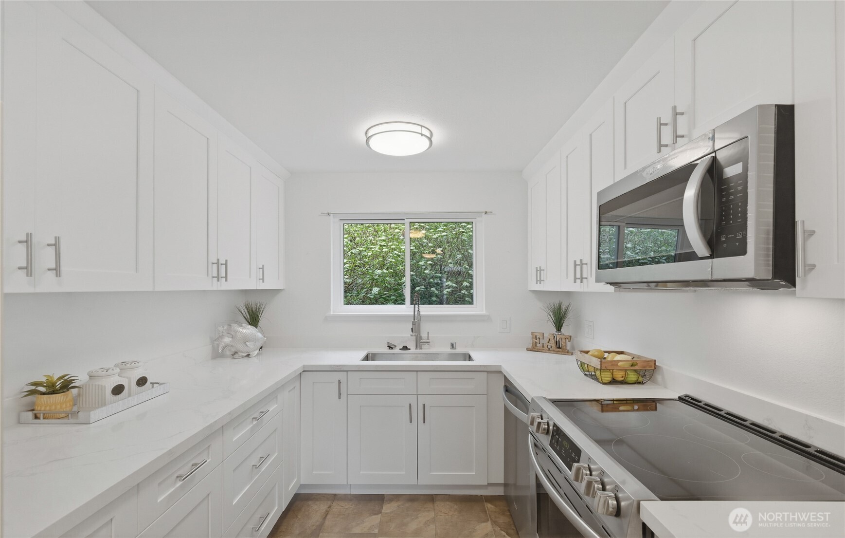 13217 15th Avenue NE #A8, Seattle, WA 98125