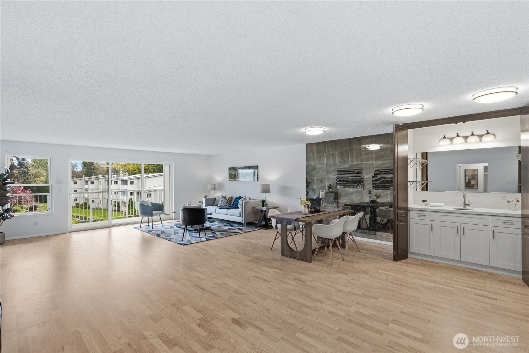 13217 15th Avenue NE #A8, Seattle, WA 98125