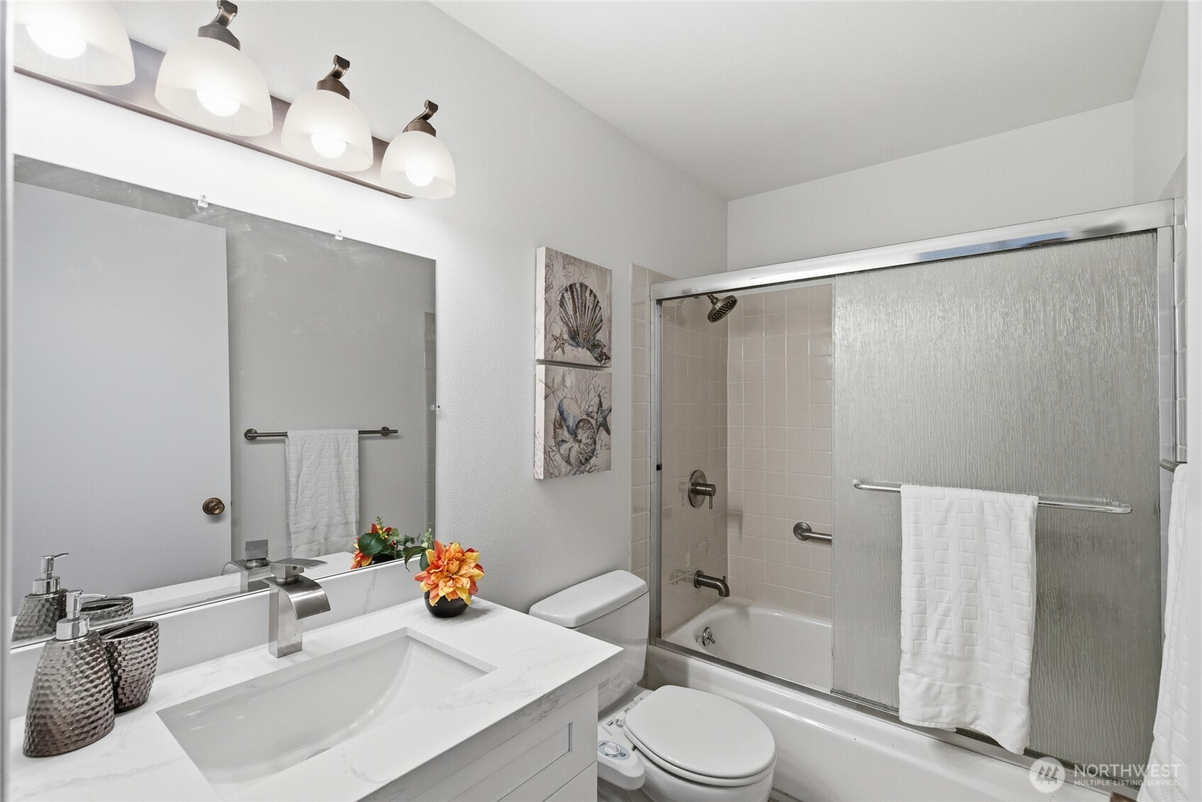 13217 15th Avenue NE #A8, Seattle, WA 98125