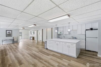 13217 15th Avenue NE #A8, Seattle, WA 98125 - Photo 27