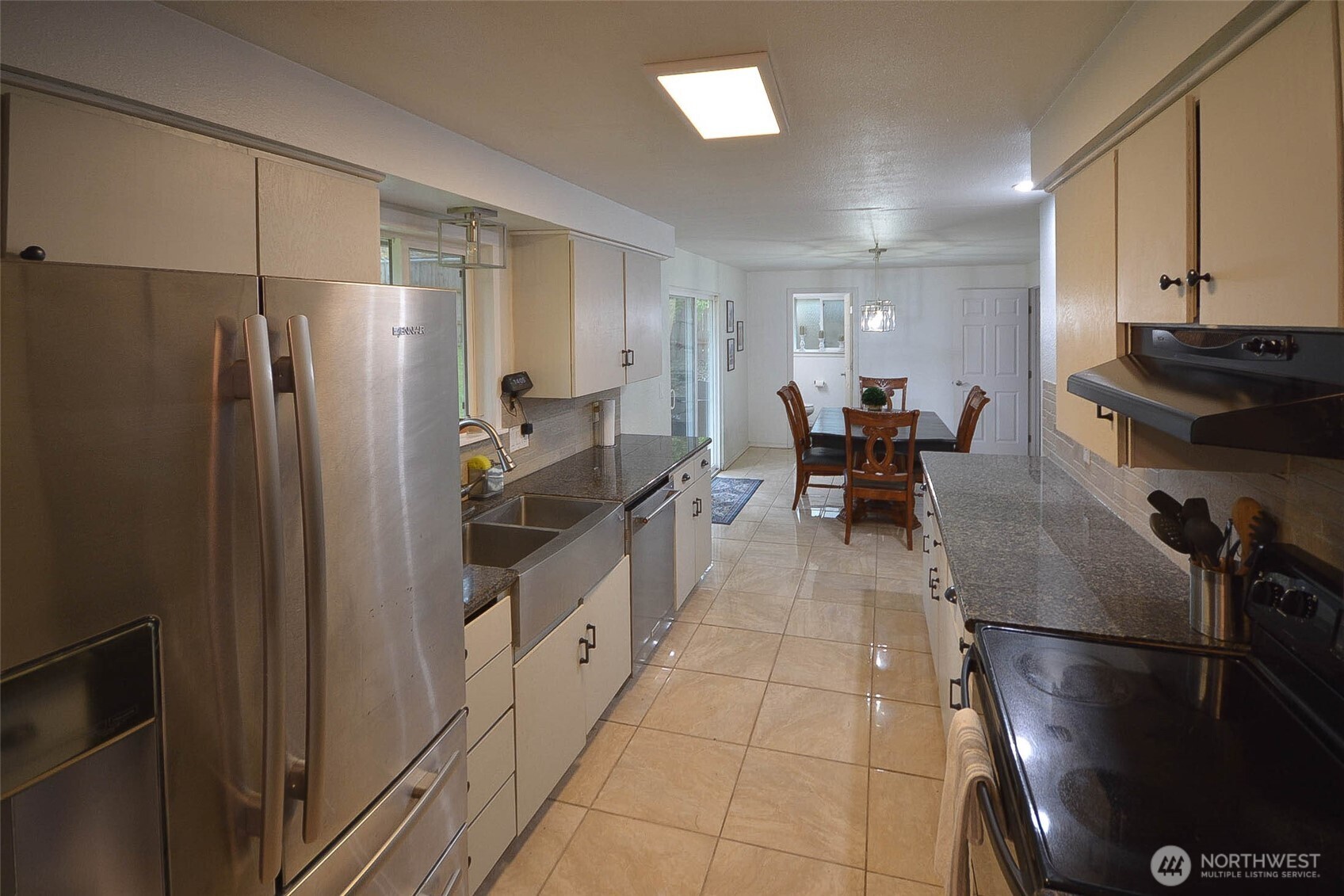 6909 33rd Avenue SW, Lacey, WA 98503