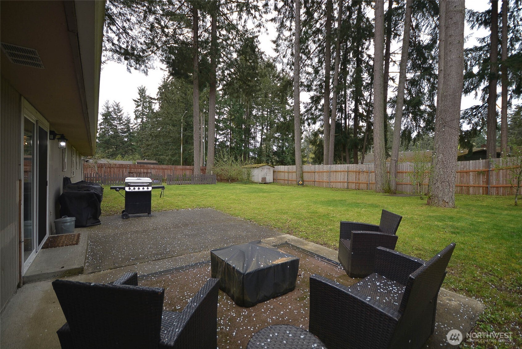6909 33rd Avenue SW, Lacey, WA 98503