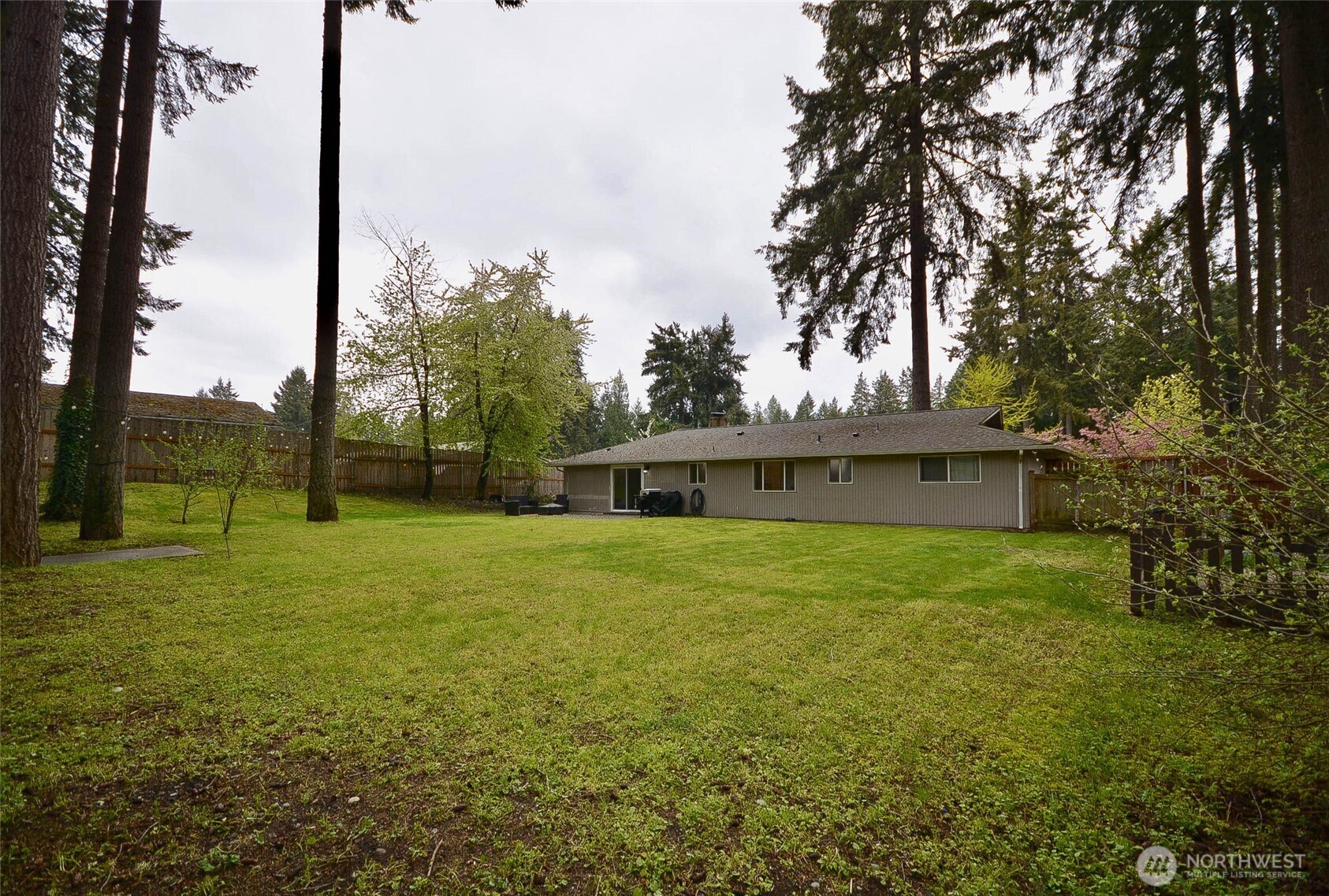 6909 33rd Avenue SW, Lacey, WA 98503