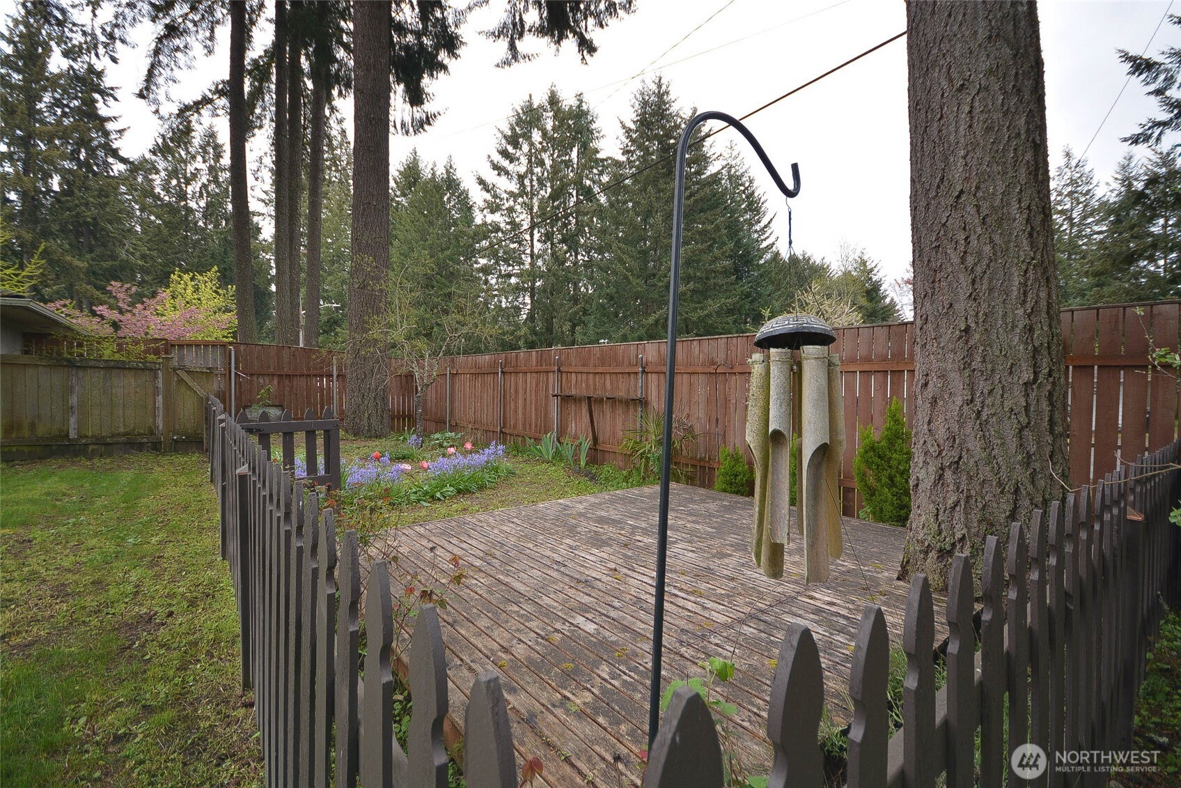 6909 33rd Avenue SW, Lacey, WA 98503