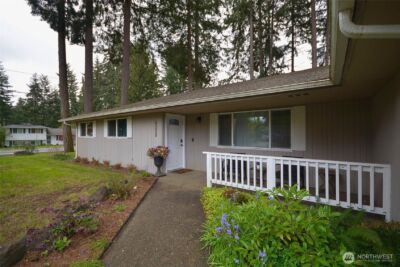 6909 33rd Avenue SW, Lacey, WA 98503 - Photo 3