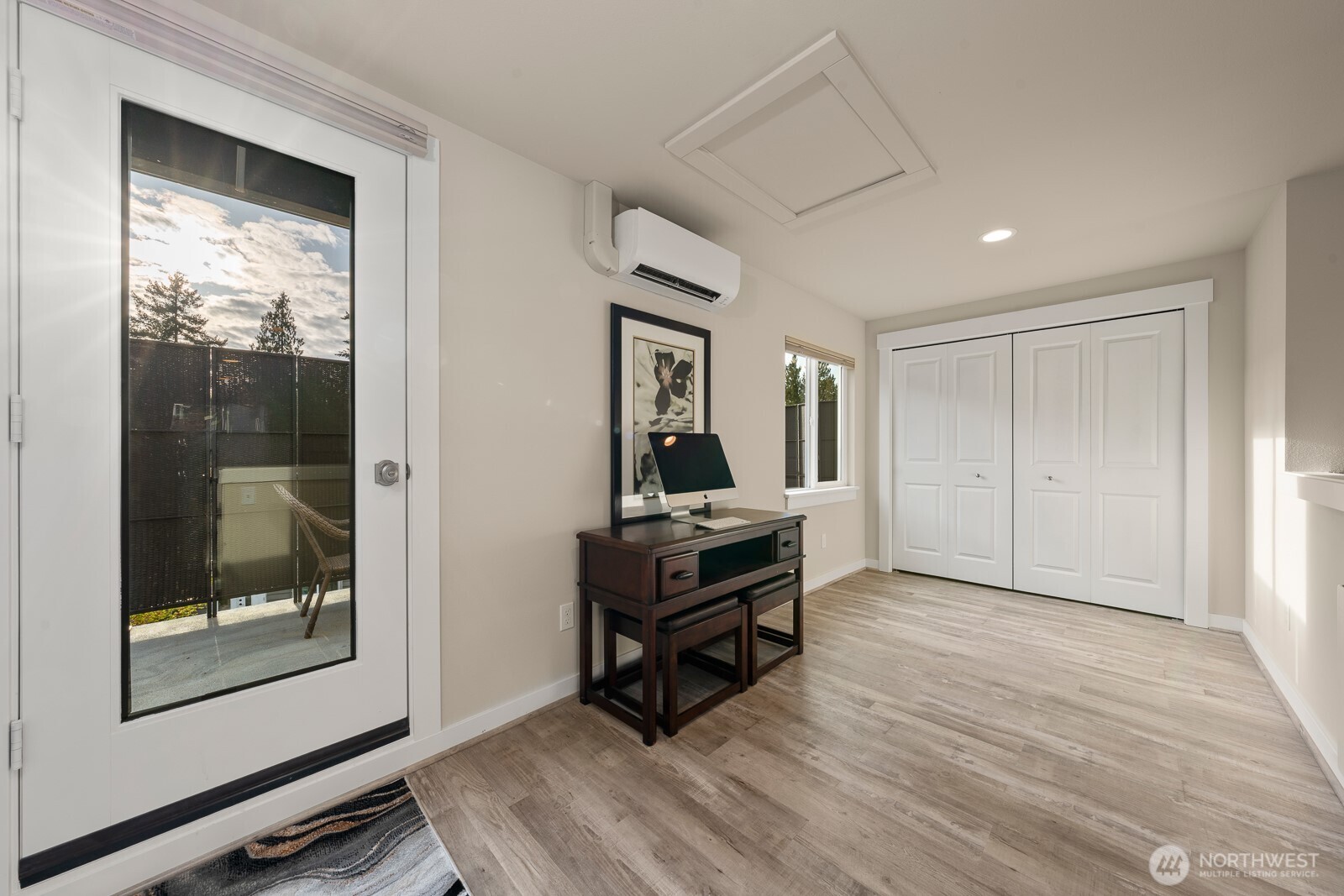 12011 9th Avenue NW #2, Seattle, WA 98177-3436