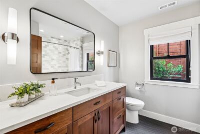 12405 NE 108th Place , Kirkland, WA 98033-4654 - Photo 27