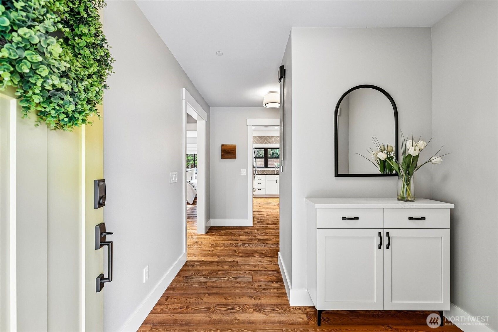 12405 NE 108th Place , Kirkland, WA 98033-4654