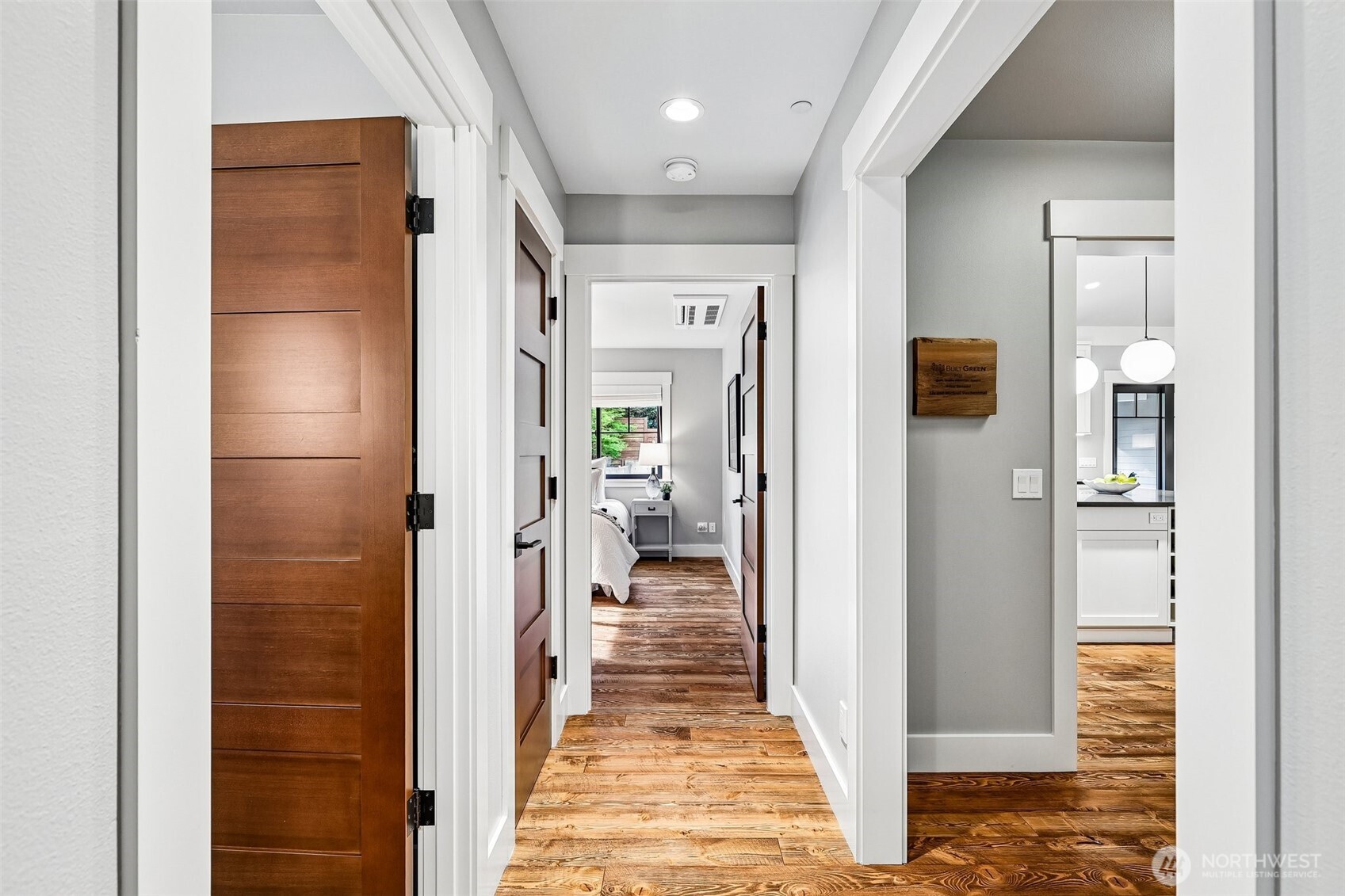 12405 NE 108th Place , Kirkland, WA 98033-4654
