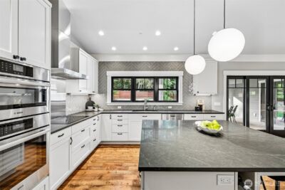 12405 NE 108th Place , Kirkland, WA 98033-4654 - Photo 8
