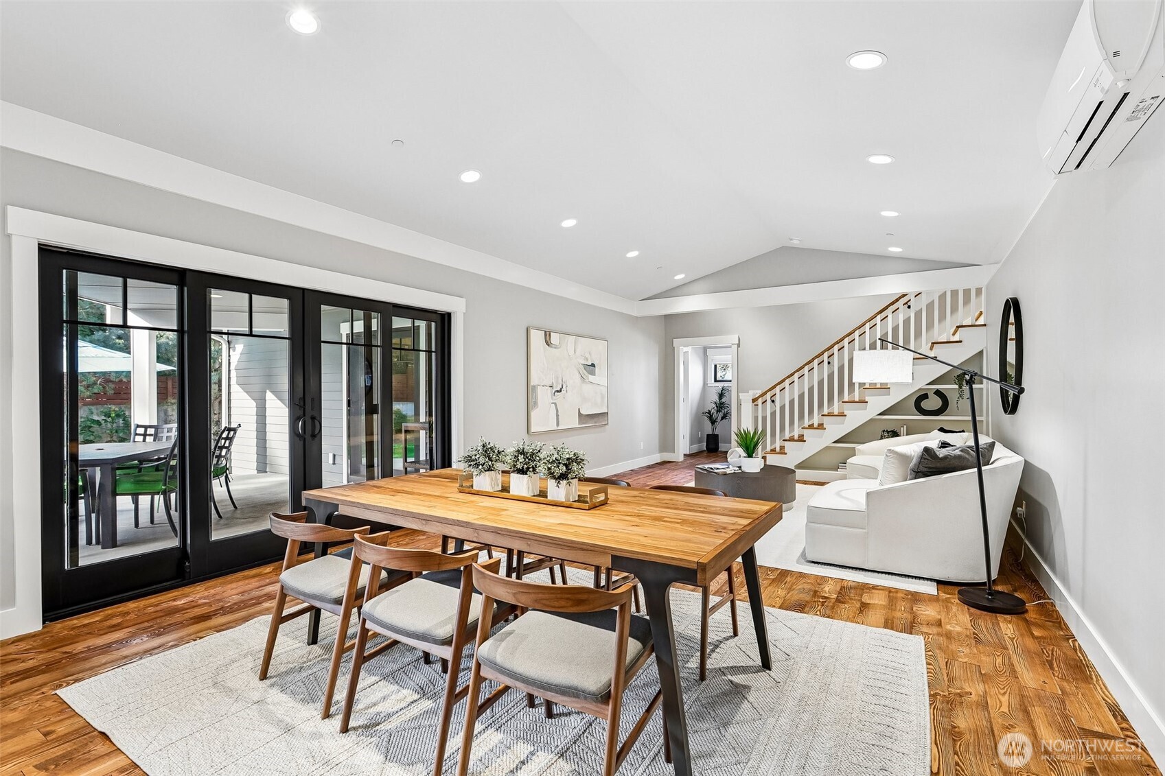 12405 NE 108th Place , Kirkland, WA 98033-4654