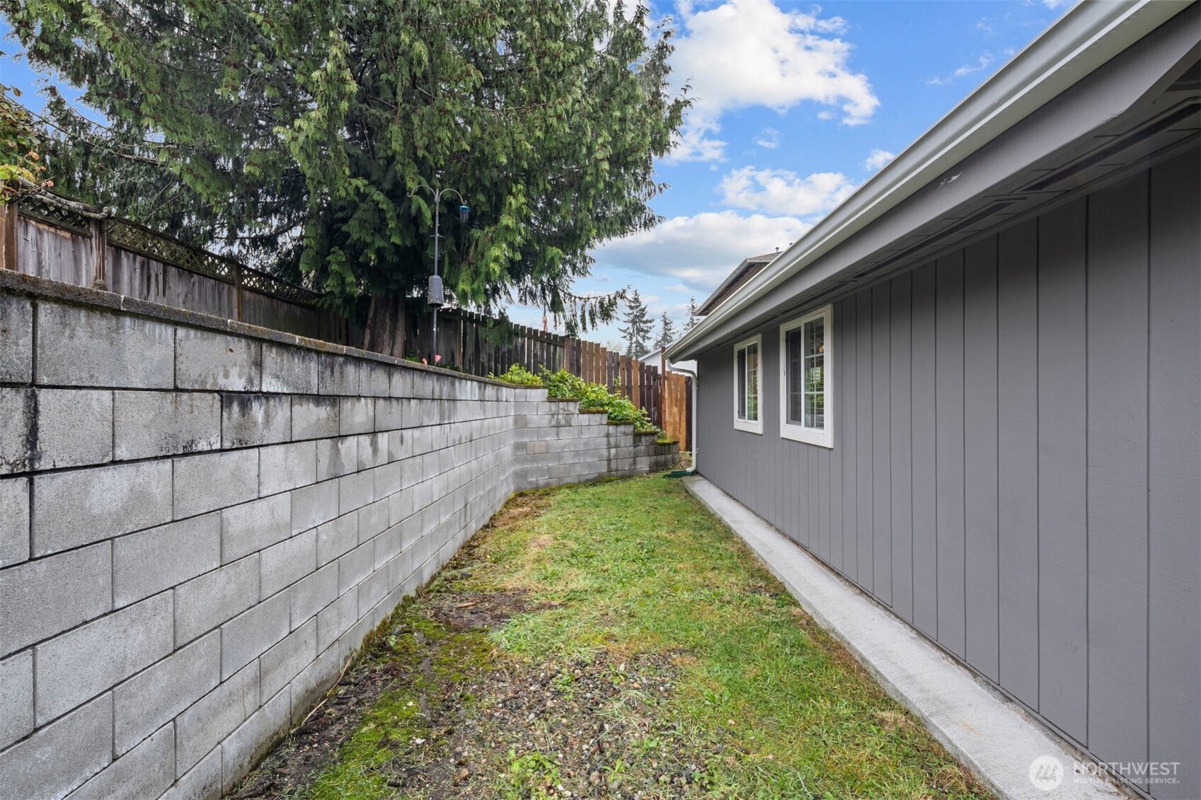 4909 234th Street SW, Mountlake Terrace, WA 98043
