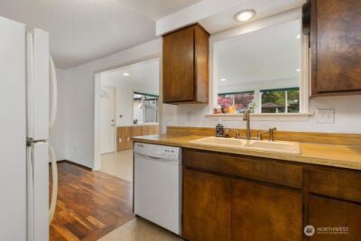 8704 48th Drive NE, Marysville, WA 98270-3010 - Photo 14