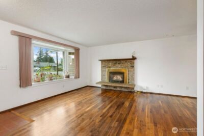 8704 48th Drive NE, Marysville, WA 98270-3010 - Photo 6