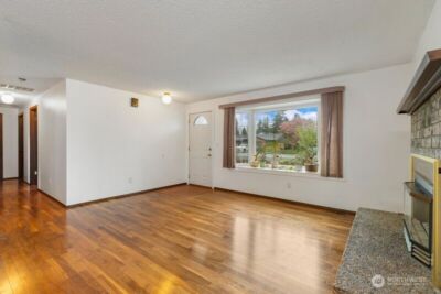 8704 48th Drive NE, Marysville, WA 98270-3010 - Photo 8