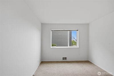 2040 13th Avenue W #13, Seattle, WA 98119 - Photo 27