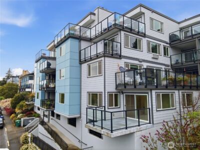 2040 13th Avenue W #13, Seattle, WA 98119 - Photo 37