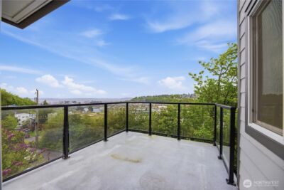 2040 13th Avenue W #13, Seattle, WA 98119 - Photo 39
