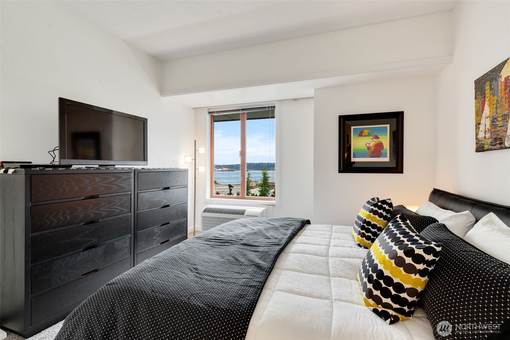 98 Union Street #206, Seattle, WA 98101