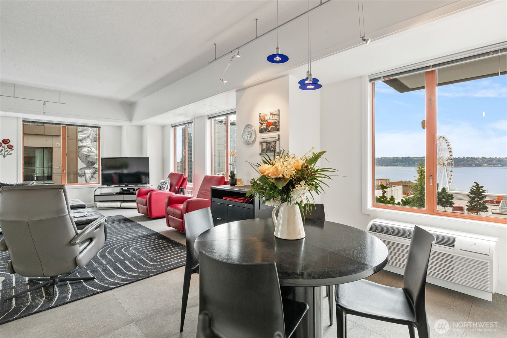 98 Union Street #206, Seattle, WA 98101