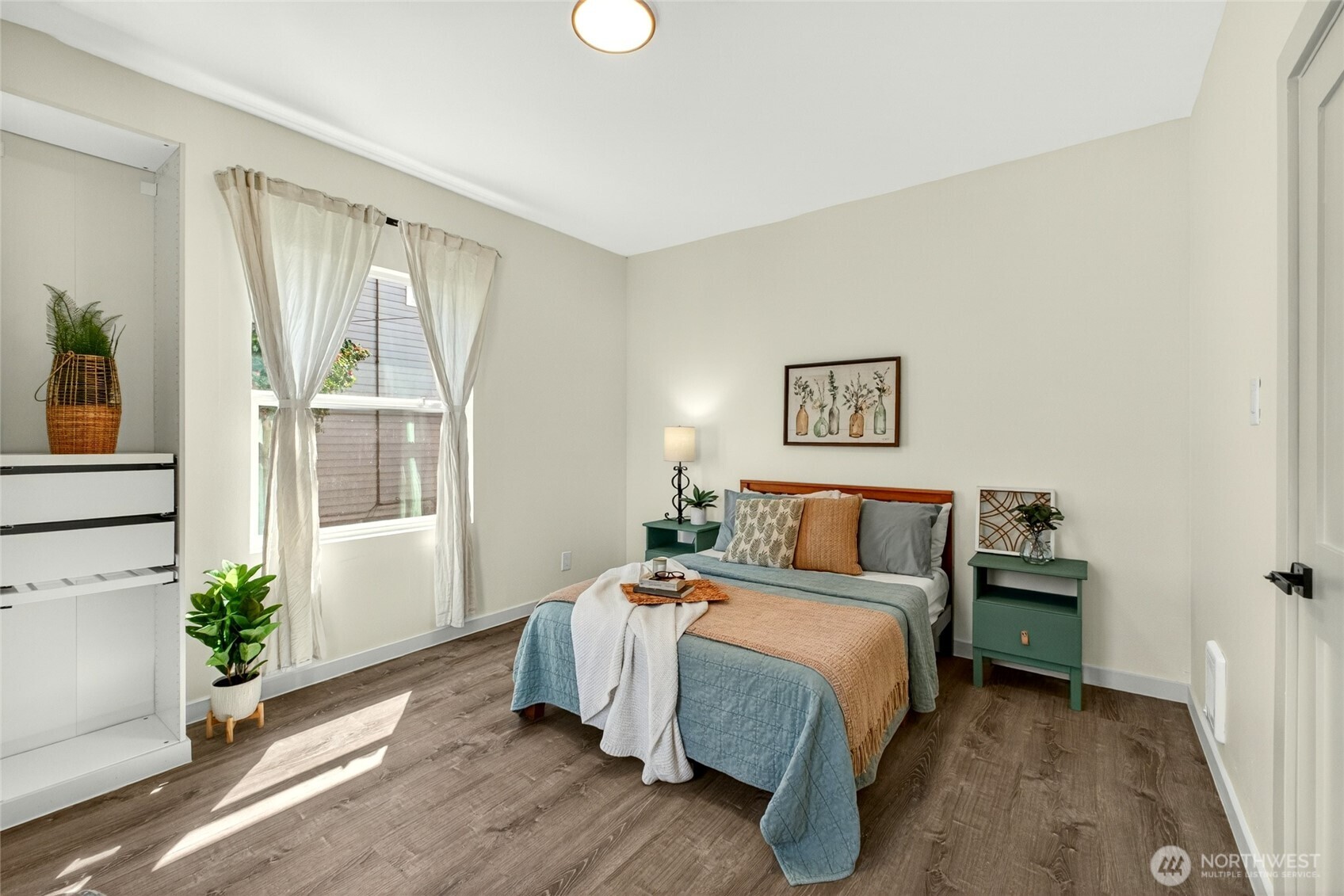 5802 S Warner Street , Tacoma, WA 98409