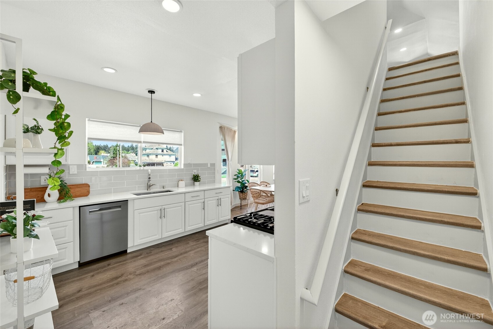 5802 S Warner Street , Tacoma, WA 98409