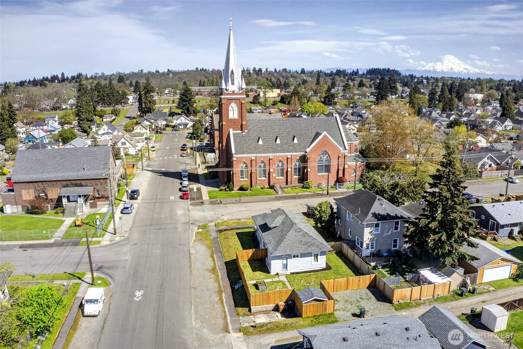 5802 S Warner Street , Tacoma, WA 98409