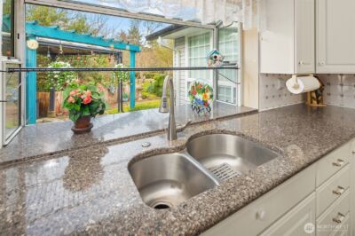 646 Island Cir SE , Ocean Shores, WA 98569 - Photo 21