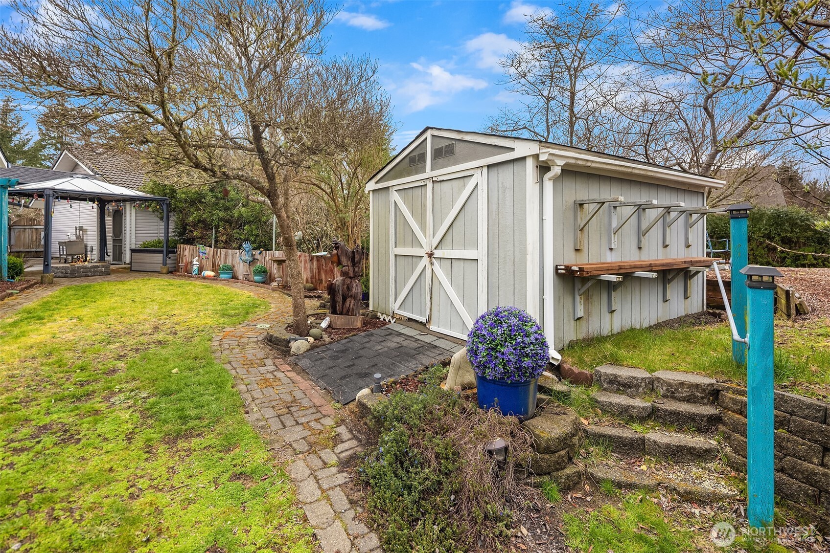 646 Island Cir SE , Ocean Shores, WA 98569