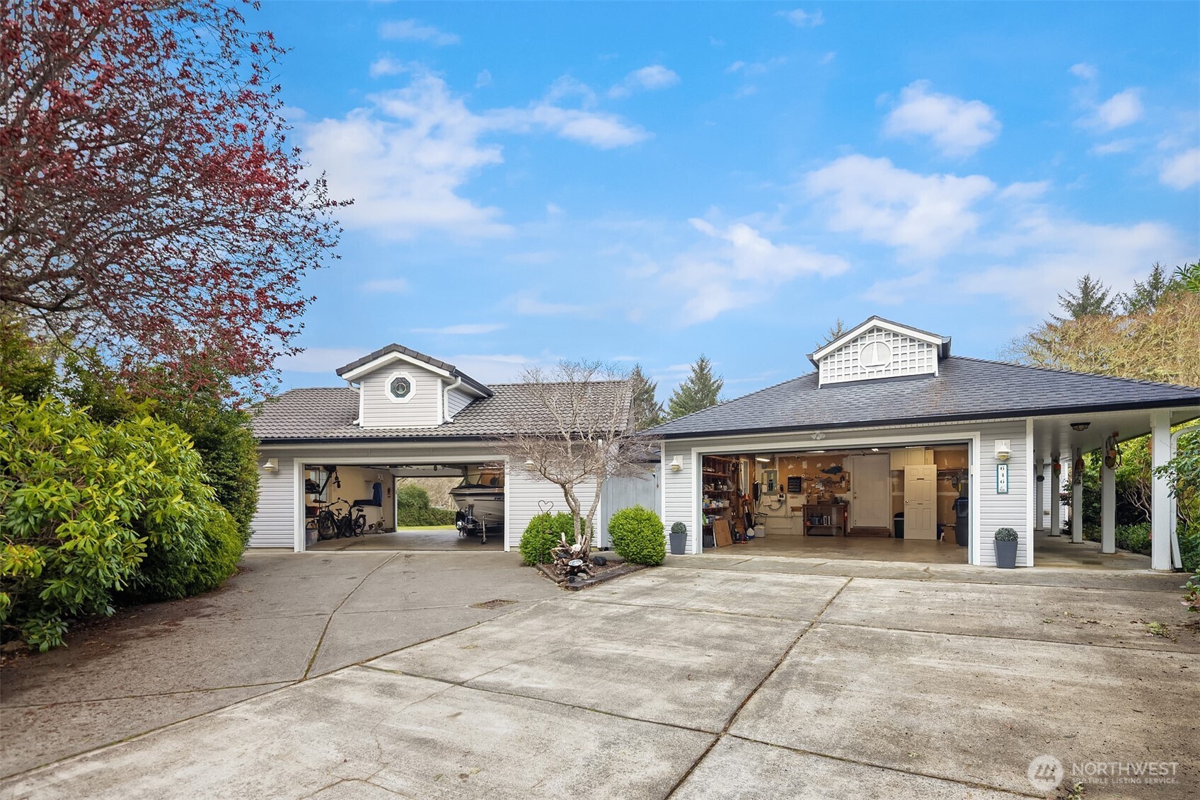 646 Island Cir SE , Ocean Shores, WA 98569
