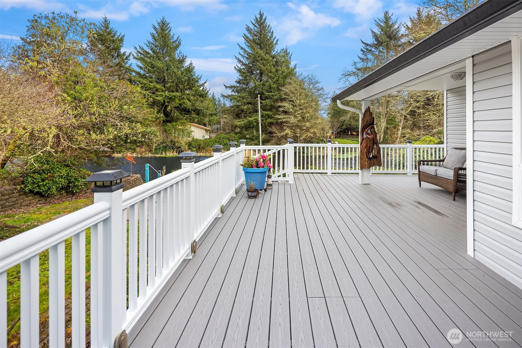 646 Island Cir SE , Ocean Shores, WA 98569