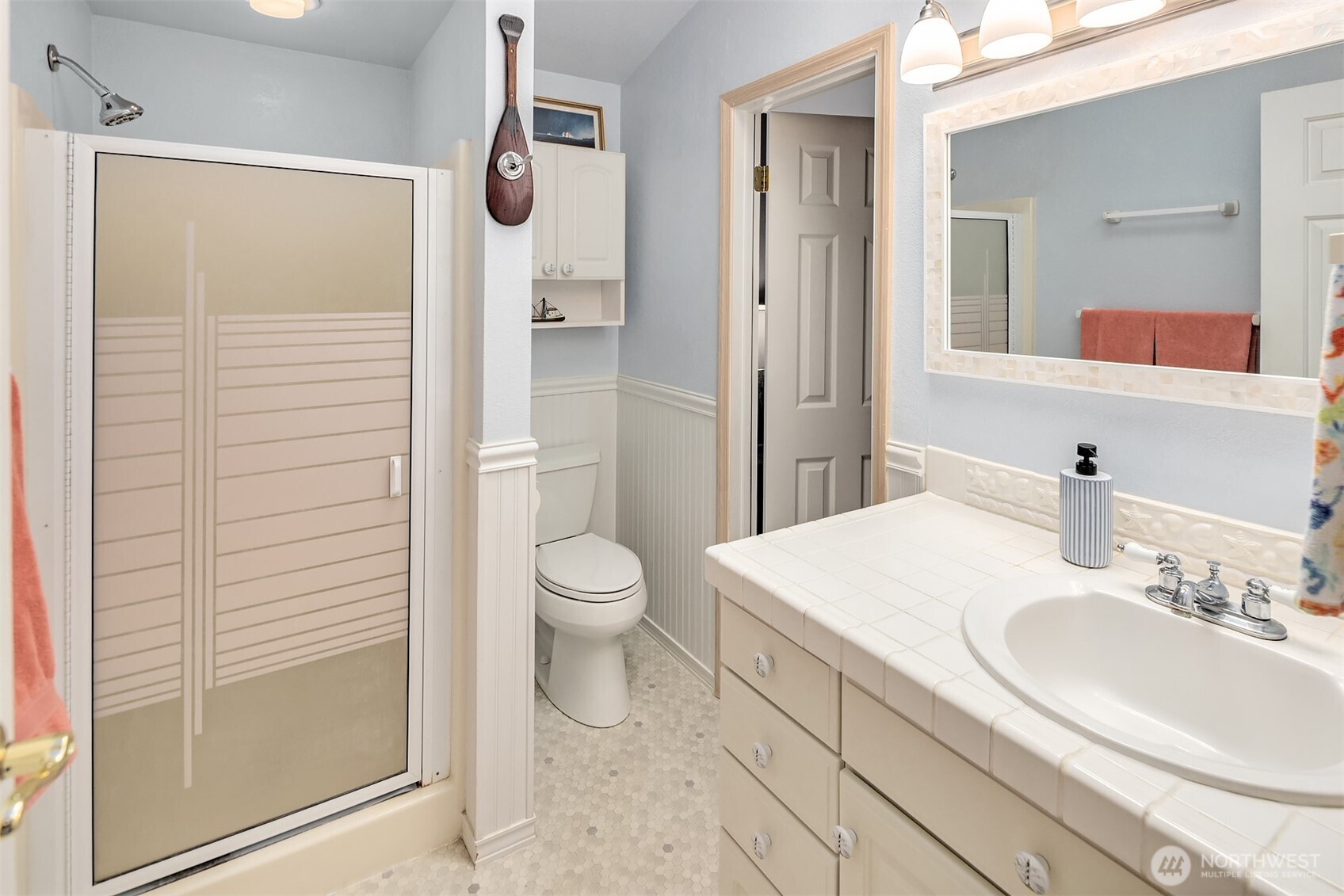 646 Island Cir SE , Ocean Shores, WA 98569