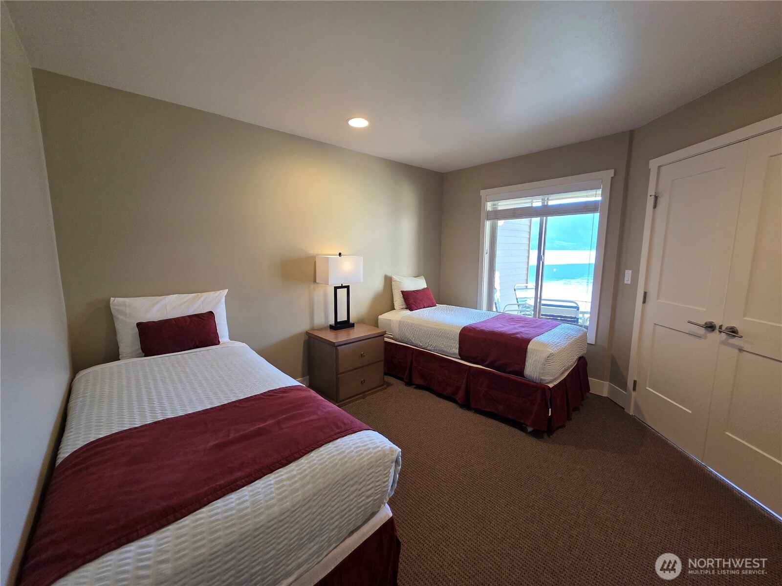1 Lakeside 714-I , Manson, WA 98831