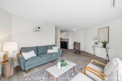 135 N 105th Street #103, Seattle, WA 98133 - Photo 6