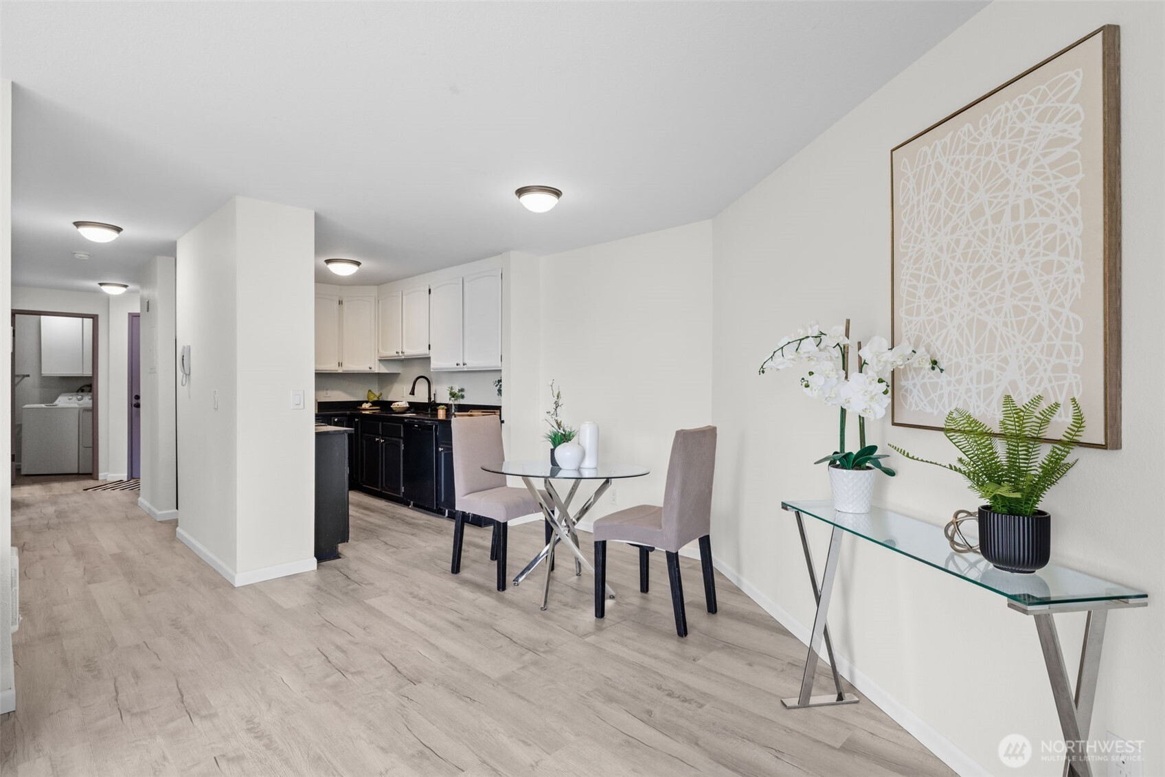 135 N 105th Street #103, Seattle, WA 98133