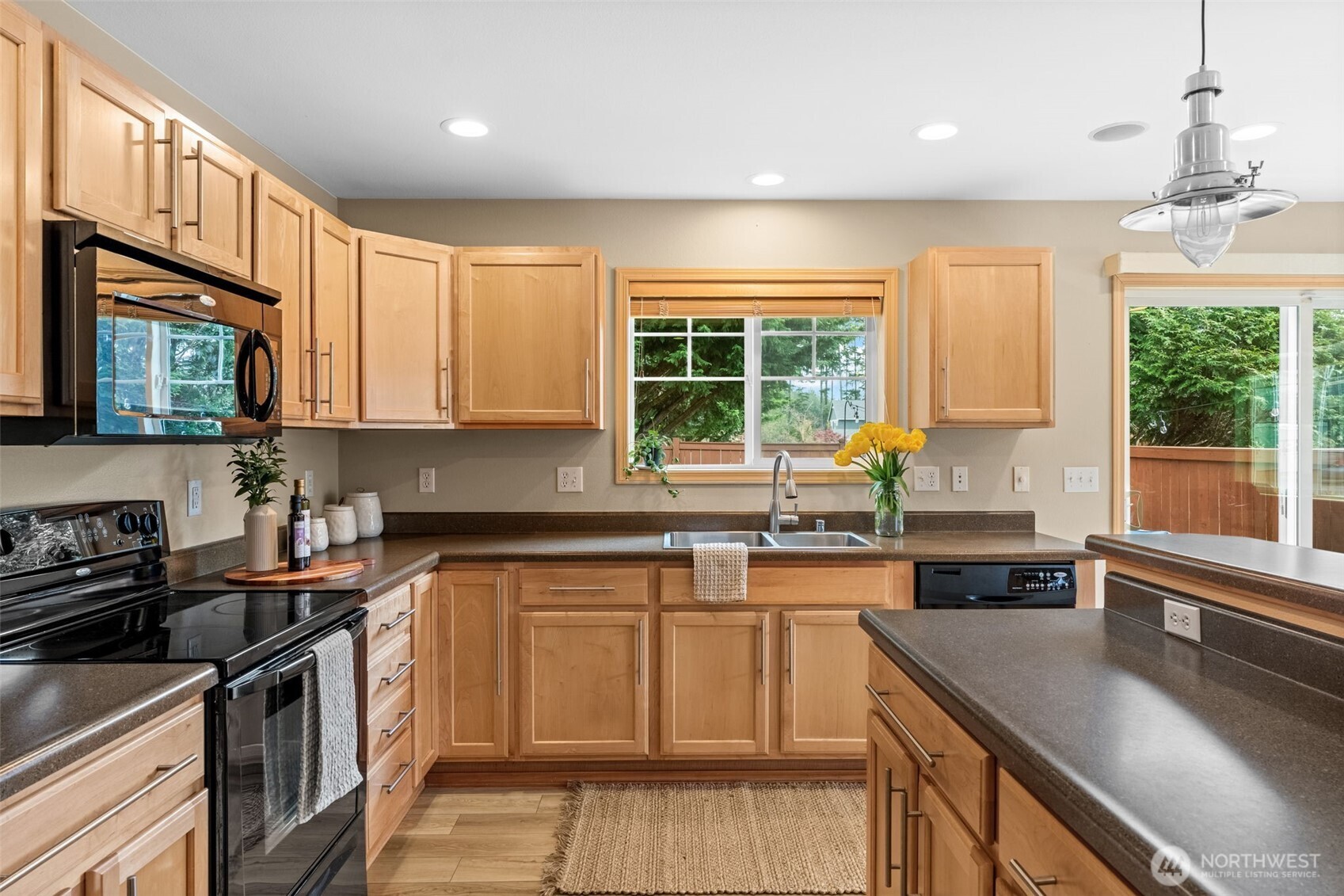 11215 Borgen Loop , Gig Harbor, WA 98332