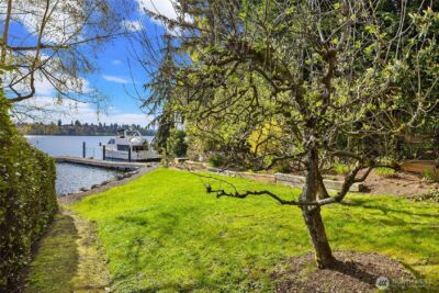 2047 Killarney Way , Bellevue, WA 98004 - Photo 36