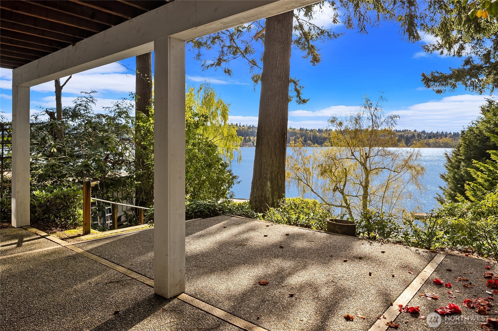 2047 Killarney Way , Bellevue, WA 98004