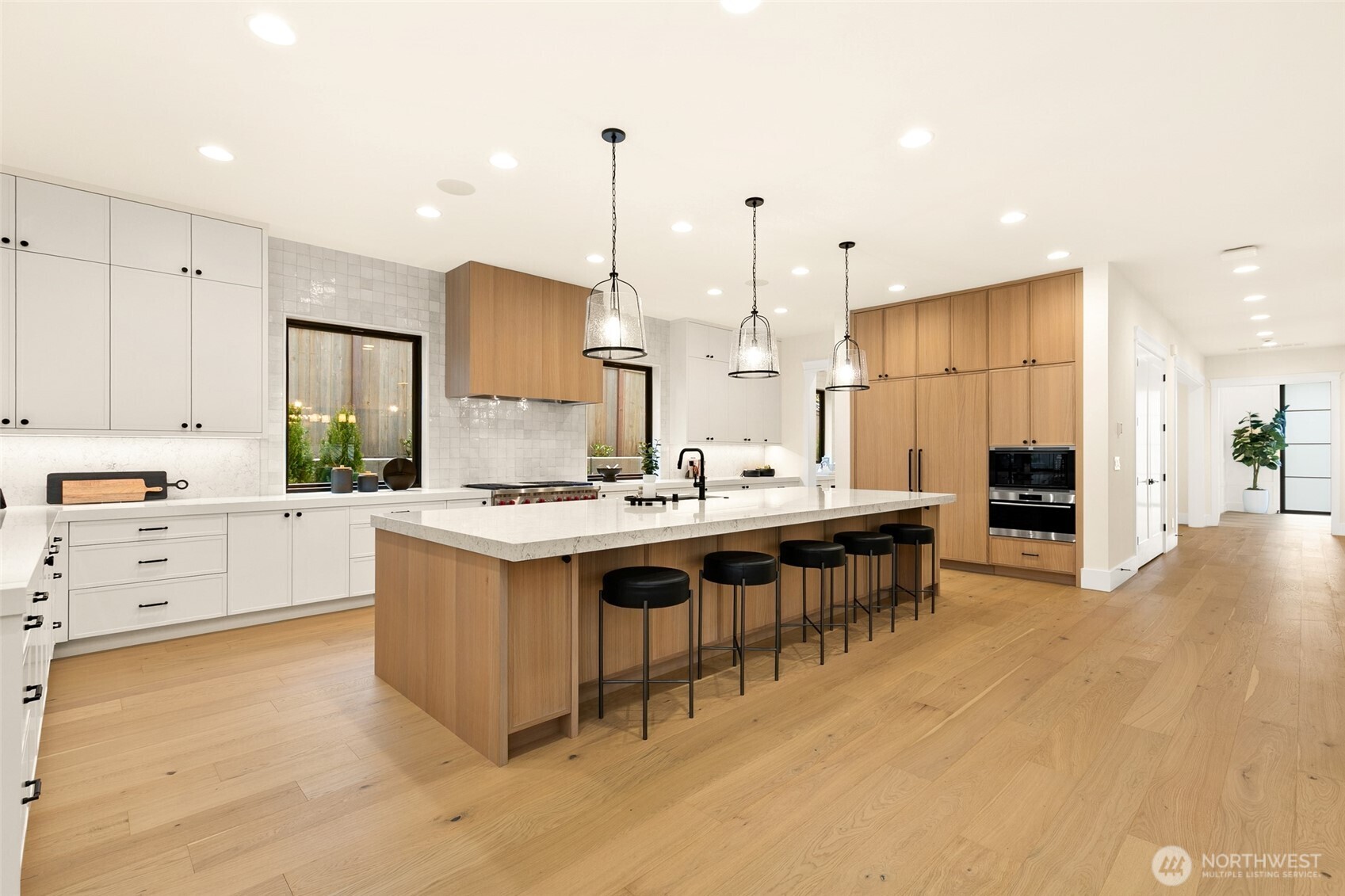 10630 SE 22nd Street , Bellevue, WA 98004