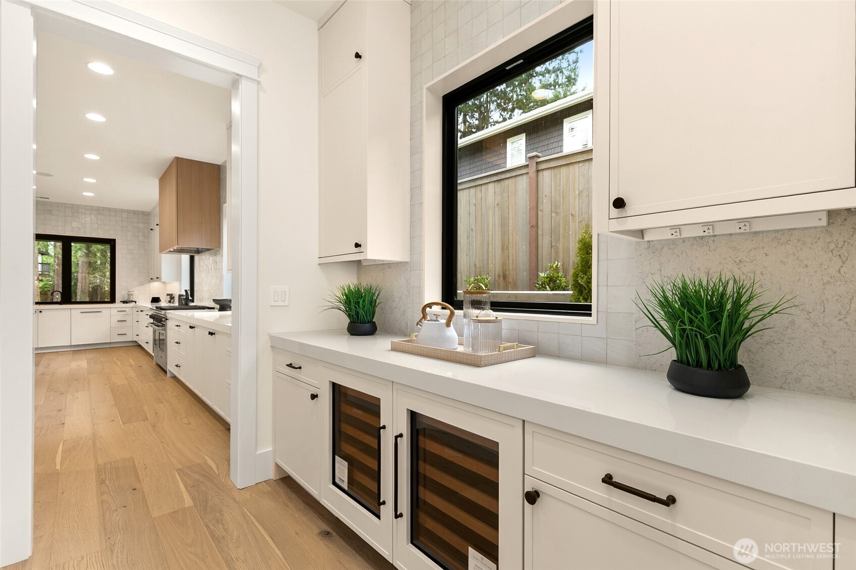 10630 SE 22nd Street , Bellevue, WA 98004