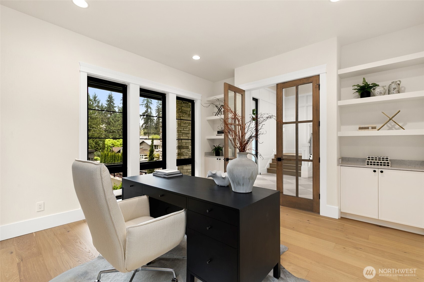 10630 SE 22nd Street , Bellevue, WA 98004
