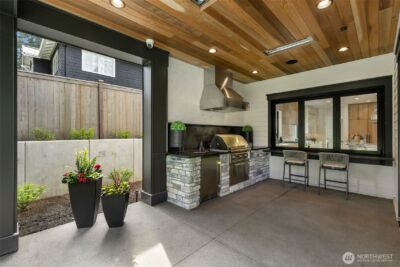 10630 SE 22nd Street , Bellevue, WA 98004 - Photo 31