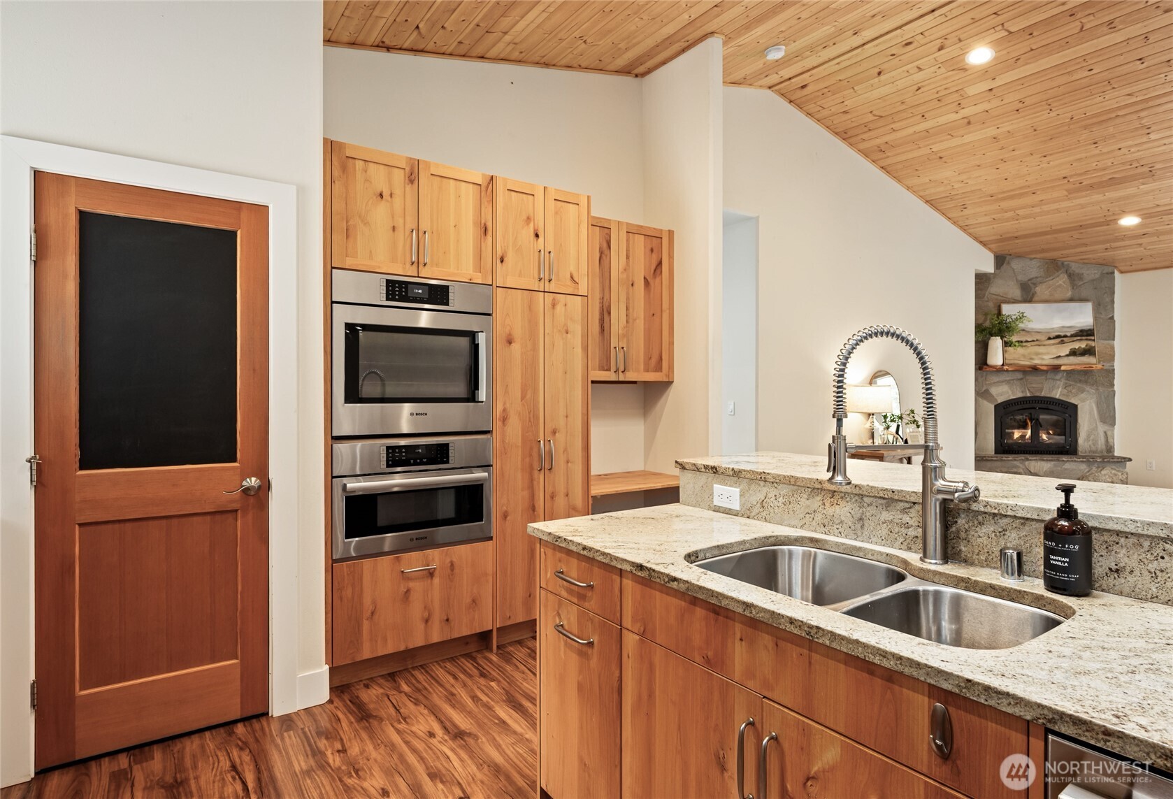 11179 Happy Valley Road , Anacortes, WA 98221