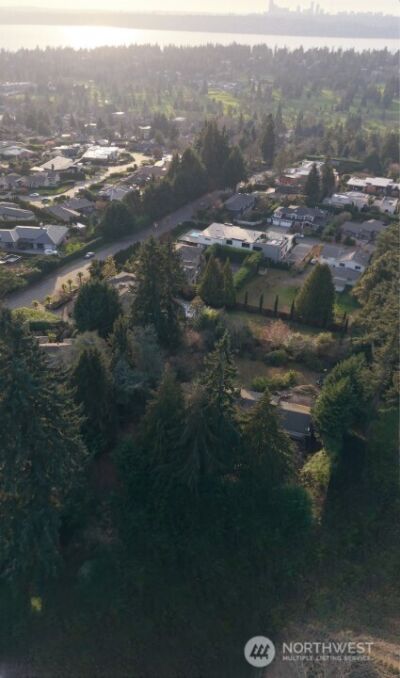21826 RS Undisclosed , Clyde Hill, WA 98004 - Photo 10