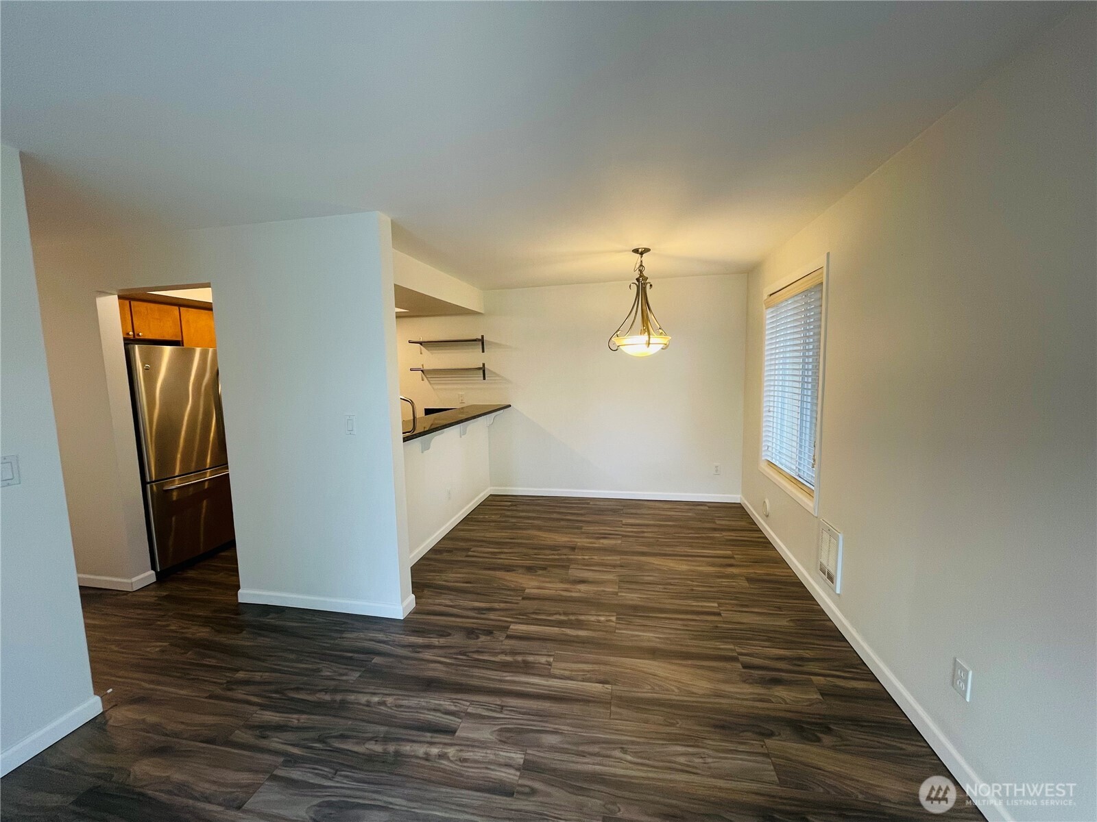 14006 SE 6th #10, Bellevue, WA 98007