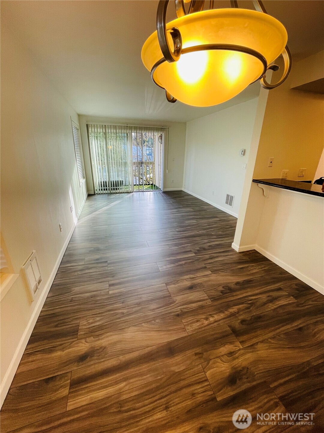 14006 SE 6th #10, Bellevue, WA 98007