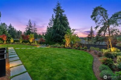 1421 88th Avenue NE, Clyde Hill, WA 98004 - Photo 38