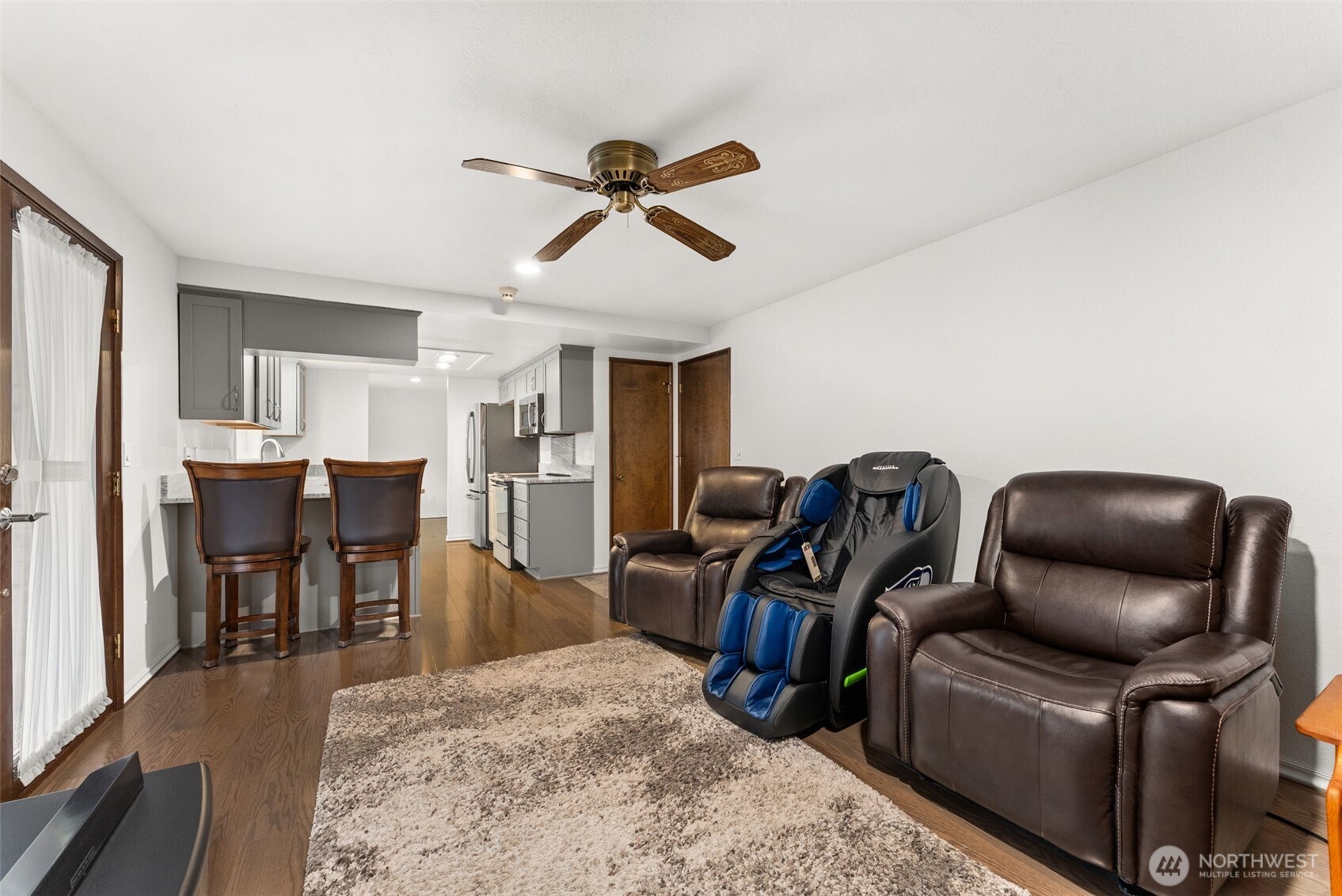 102 Sunnyside Drive , Centralia, WA 98531